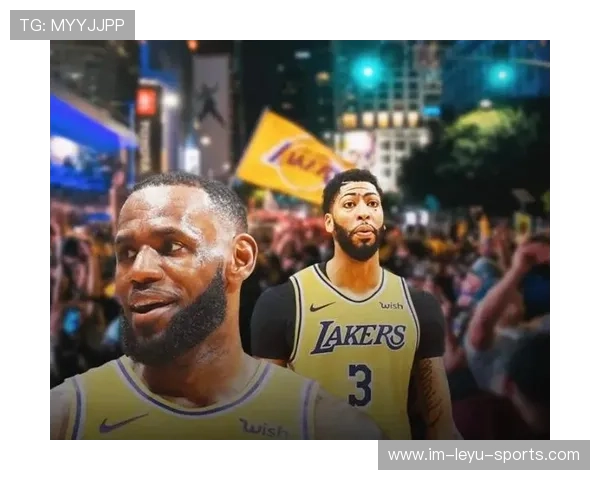 _湖人队迎难而上，誓夺季后赛席位_，湖人主场时隔8年再迎季后赛